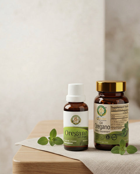 Botella de aceite de orégano OreganicUSA en una composición limpia para móvil con fondo natural y espacio libre para texto.